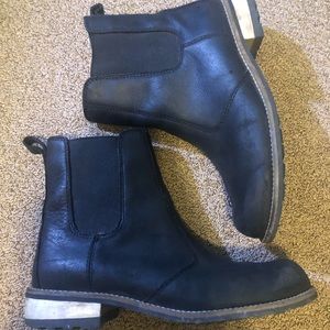 Kodiak Alma Waterproof Chelsea Boots Size 7.5